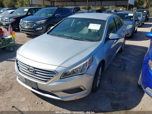 Hyundai Sonata 2.4l 2017 5NPE24AF2HH584698 Image 2