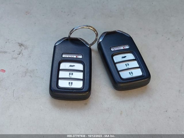 5FNYF6H1XHB053917 Honda PILOT LX