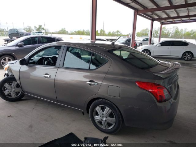 3N1CN7AP5FL868853 Nissan Versa 1.6 Sv