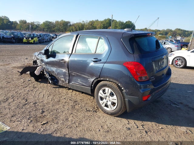 Chevrolet TRAX LS 2018 3GNCJKSB6JL354105 Image 3