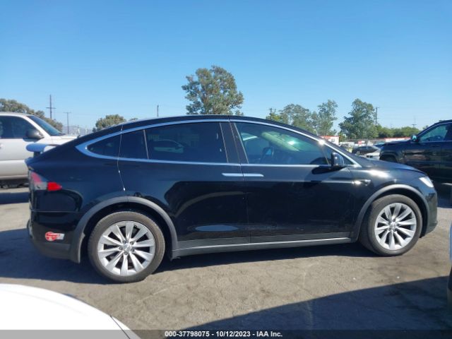 5YJXCDE29HF054398 Tesla Model X 90d/75d/100d