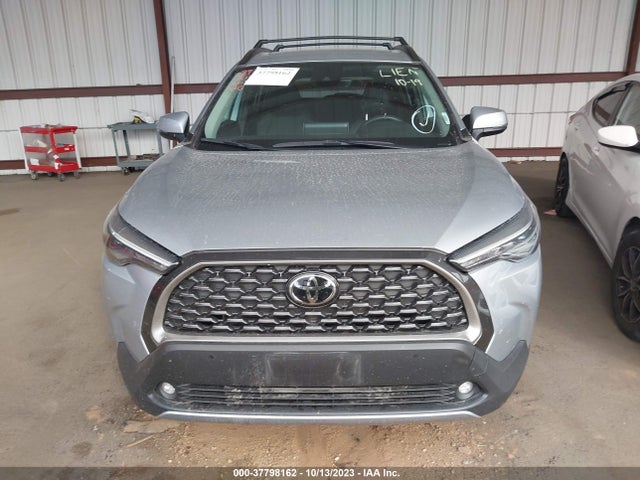 2022 TOYOTA COROLLA CROSS XLE VIN: 7MUDAAAG9NV005658