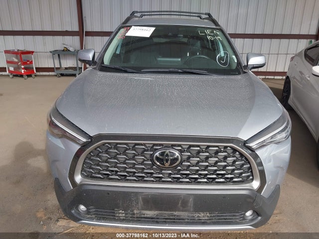 2022 TOYOTA COROLLA CROSS XLE VIN: 7MUDAAAG9NV005658