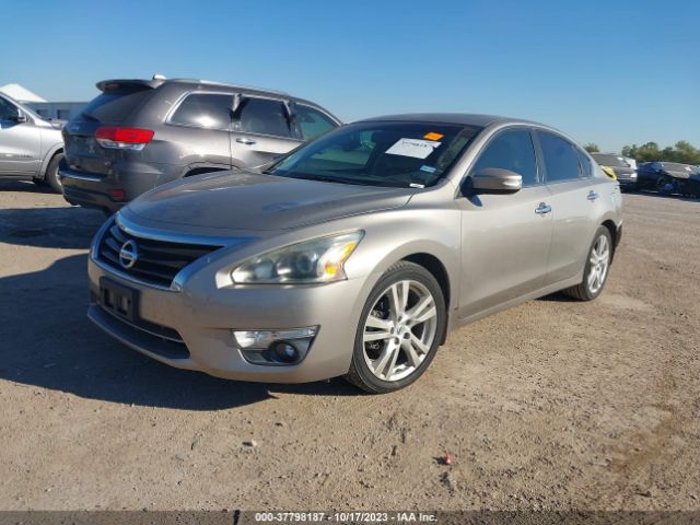 1N4BL3AP9FC138002 Nissan Altima 3.5 Sl