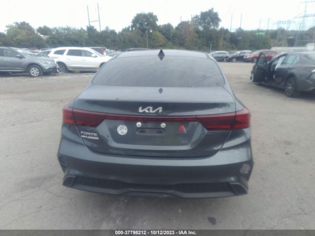 3KPF24AD6PE543786 KIA Forte Lxs