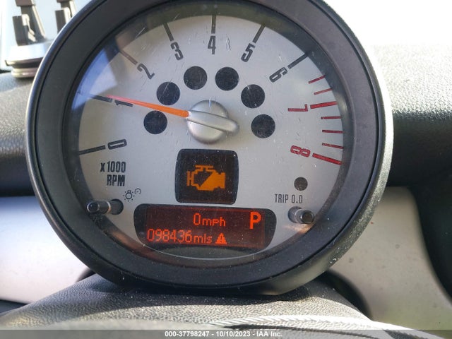 2011 MINI COOPER HARDTOP WMWSU3C50BT097494 Photo 6