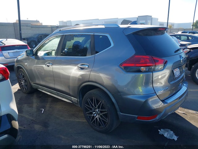 Nissan ROGUE SV 2017 KNMAT2MT1HP513644 Image 3