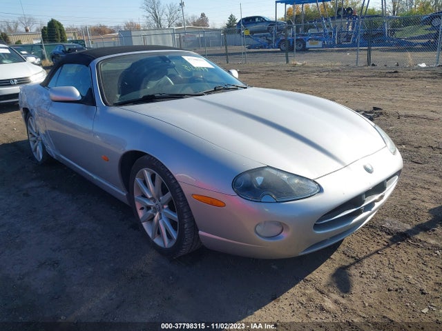 2005 JAGUAR XK8 SAJDA42C652A41956 Photo 0