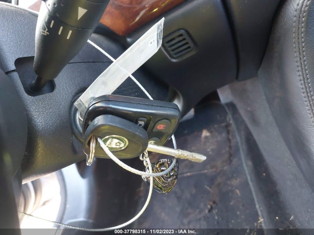 2005 JAGUAR XK8 SAJDA42C652A41956 Photo 10