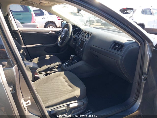 3VW267AJXGM383571 Volkswagen Jetta Sedan 1.4t S