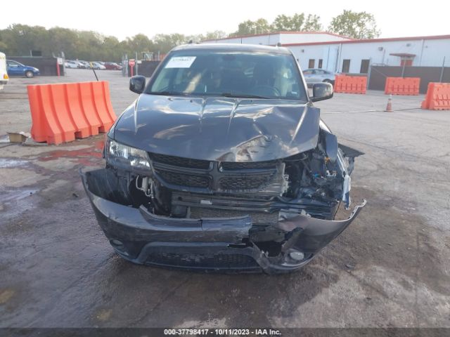 3C4PDCBB4KT816069 Dodge JOURNEY SE