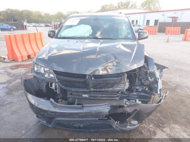 3C4PDCBB4KT816069 Dodge JOURNEY SE