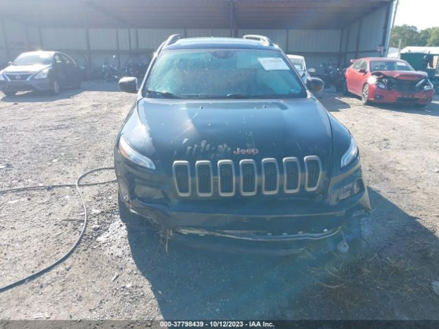 1C4PJMCB6HW576703 Jeep Cherokee Latitude
