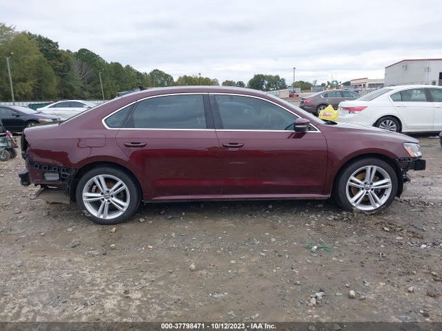 1VWBS7A34EC041545 Volkswagen Passat Se W/sunroof