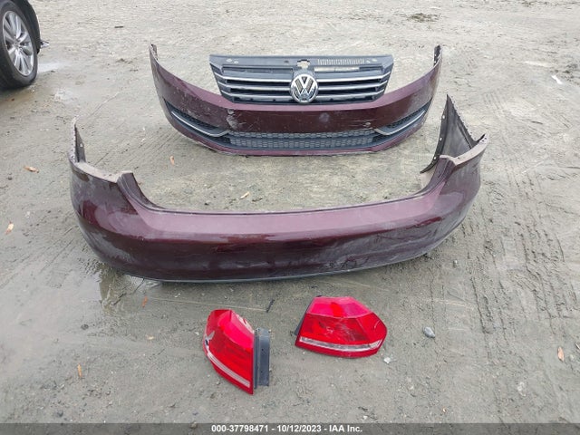 1VWBS7A34EC041545 Volkswagen Passat Se W/sunroof
