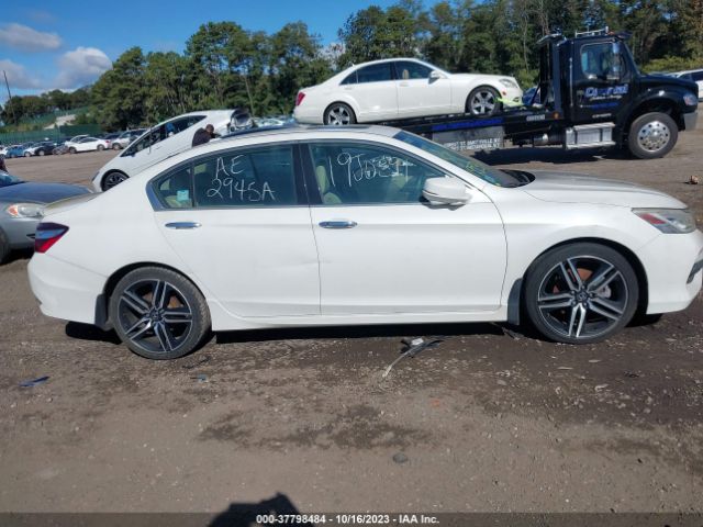 1HGCR3F9XHA043830 Honda Accord Touring V6
