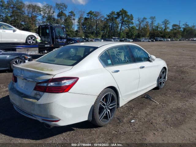 1HGCR3F9XHA043830 Honda Accord Touring V6