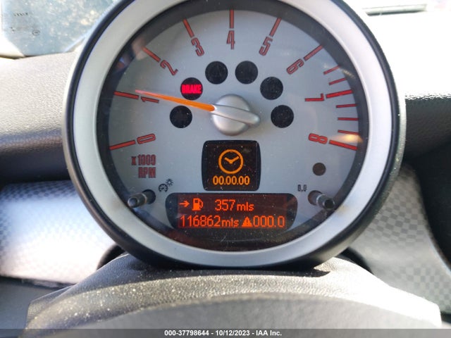 2009 MINI COOPER CLUBMAN WMWMM33579TP72907 Photo 6