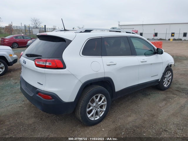 Продаж на аукціоні авто 2017 Jeep Cherokee Latitude 4x4, vin: 1C4PJMCB8HW576282, номер лоту: 37798722