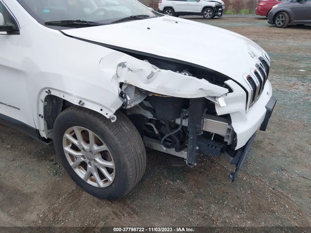 Продаж на аукціоні авто 2017 Jeep Cherokee Latitude 4x4, vin: 1C4PJMCB8HW576282, номер лоту: 37798722