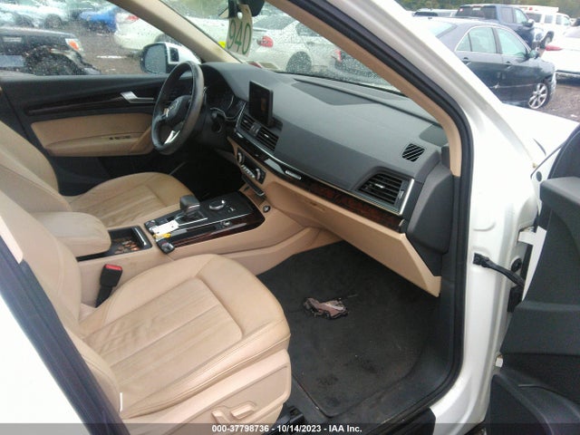 WA1ANAFYXK2095550 Audi Q5 PREMIUM