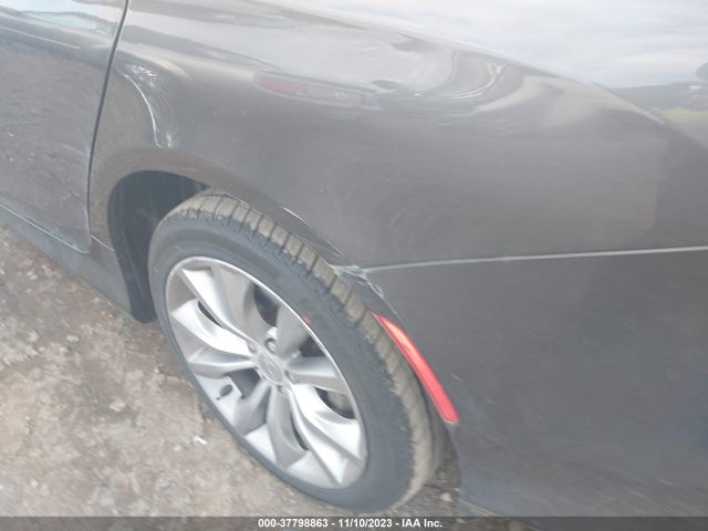 Chrysler 200 S 2015 1C3CCCBG7FN735395 Image 6