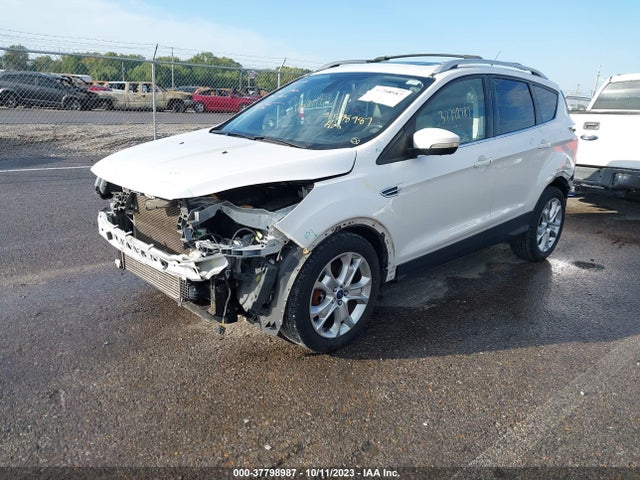 Ford Escape Titanium 2015 1FMCU0J97FUC35958 Image 2