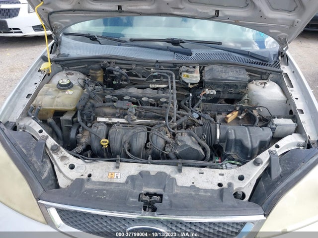 2005 FORD FOCUS SE VIN: 1FAFP34N15W248779