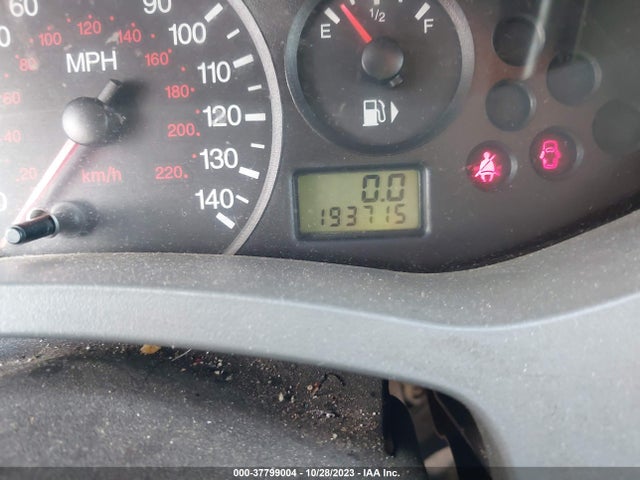 2005 FORD FOCUS SE VIN: 1FAFP34N15W248779