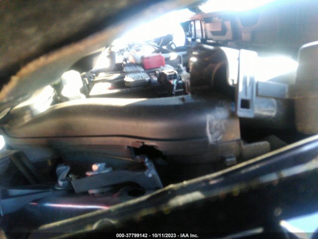 JN8AT2MT6KW254652 Nissan ROGUE SV
