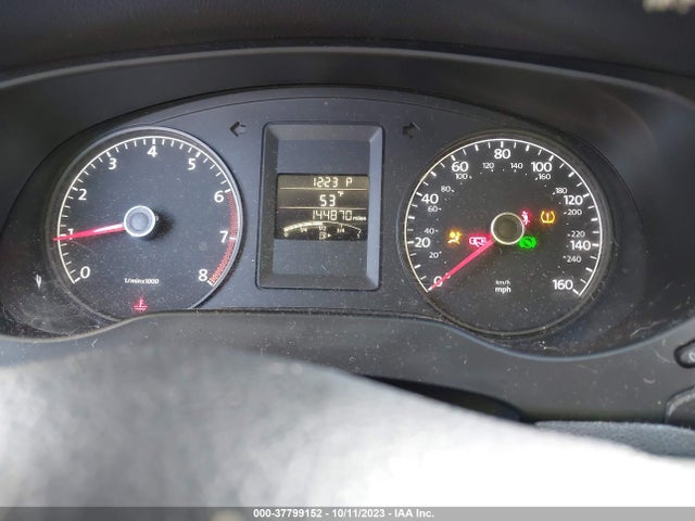 3VW2K7AJ4EM329157 Volkswagen Jetta Sedan S