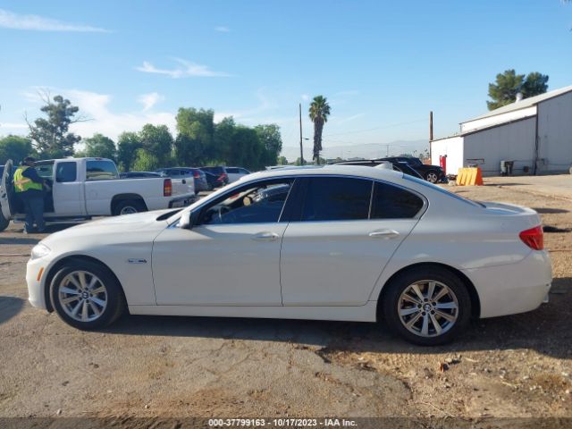 WBA5A5C54FD520417 BMW 5 Series 528i