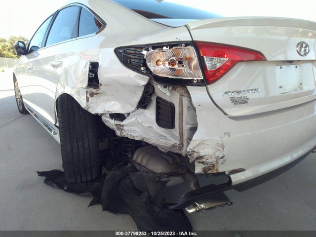 2015 HYUNDAI SONATA 2.4L SPORT VIN: 5NPE34AF4FH190436