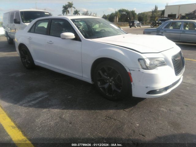 Aukcja sprzedaży 2022 Chrysler 300 300 S, vin: 2C3CCABG8NH120995, numer aukcji: 37799436