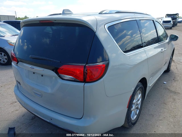 2C4RC1BG9LR205082 Chrysler Pacifica Touring L