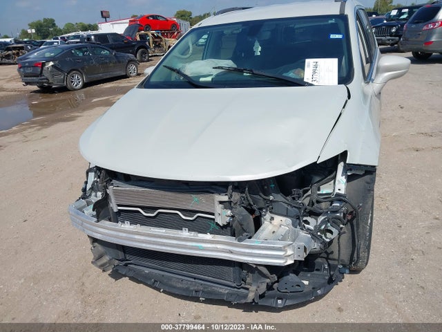 2C4RC1BG9LR205082 Chrysler Pacifica Touring L