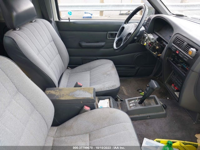Продажа на аукционе авто 1995 Nissan Truck King Cab Se/king Cab Xe, vin: 1N6HD16S1SC396900, номер лота: 37799670