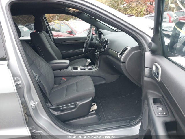1C4RJFAG7KC637892 Jeep Grand Cherokee Laredo E