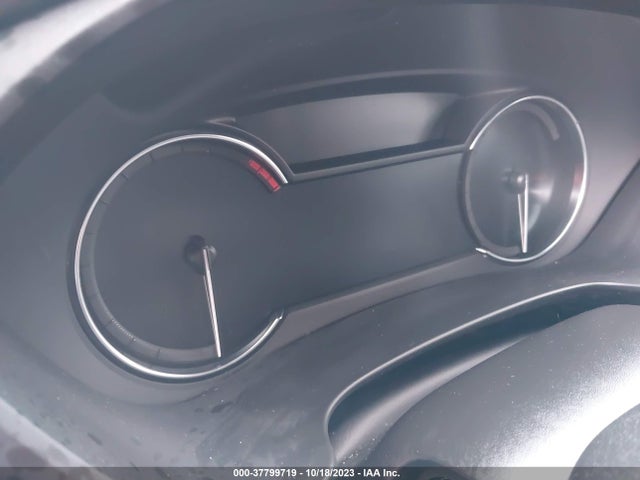 2019 CADILLAC XT4 1GYFZDR43KF163183 Photo 6