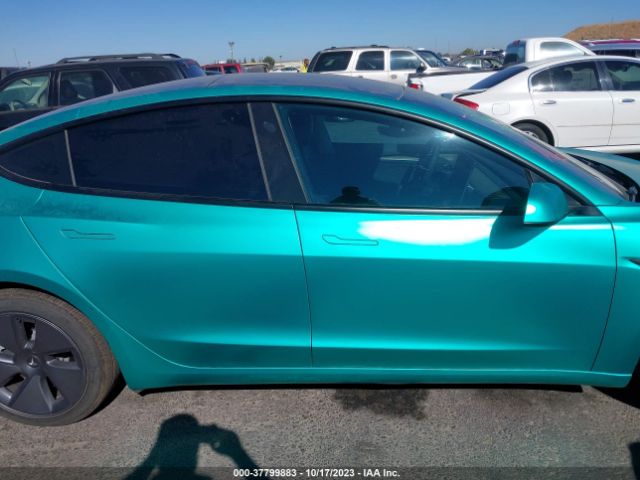 5YJ3E1EB0NF126172 Tesla Model 3 Long Range