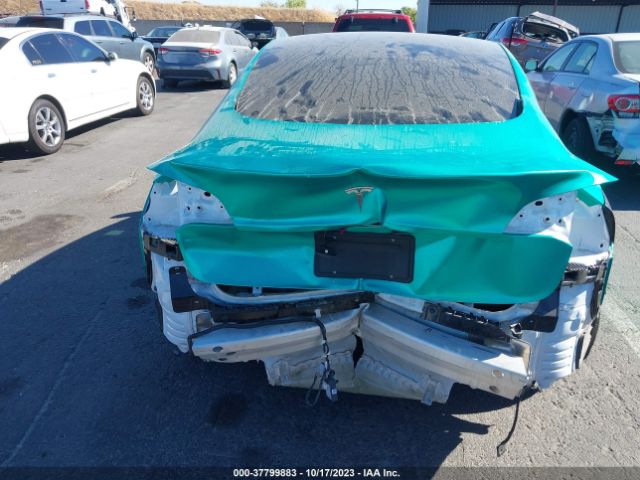 5YJ3E1EB0NF126172 Tesla Model 3 Long Range
