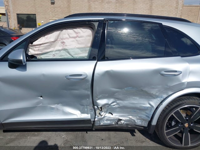 2019 PORSCHE CAYENNE WP1AA2AY0KDA09096 Photo 5