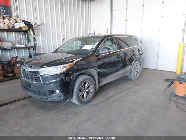 Toyota Highlander Le 2016 5TDBKRFH6GS286707 Image 2