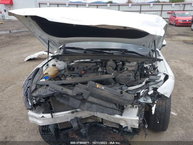 5XXG14J21NG135934 KIA K5 LXS
