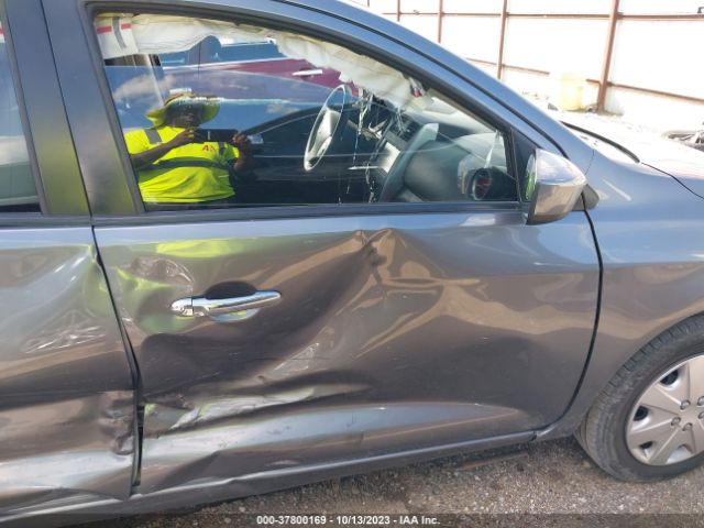 2019 NISSAN VERSA SEDAN 3N1CN7AP6KL859590 Photo 4