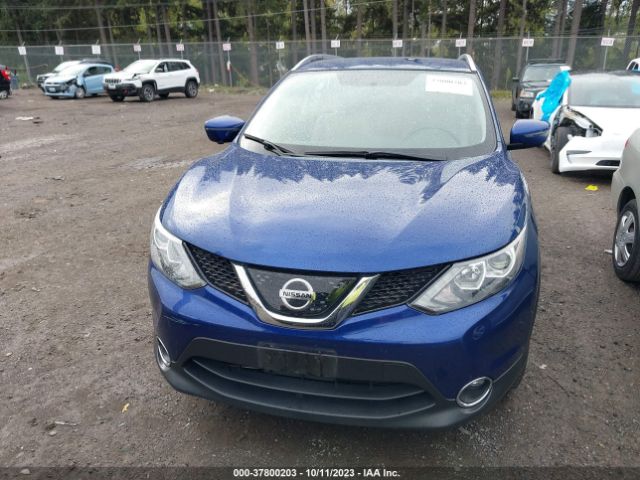 JN1BJ1CR1JW254999 Nissan Rogue Sport Sv