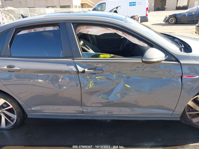 3VW6T7BUXKM270652 Volkswagen Jetta Gli S