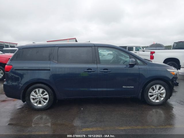 KNDMB5C19G6179448 KIA SEDONA LX