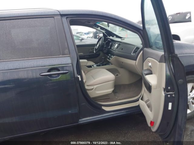 KNDMB5C19G6179448 KIA SEDONA LX