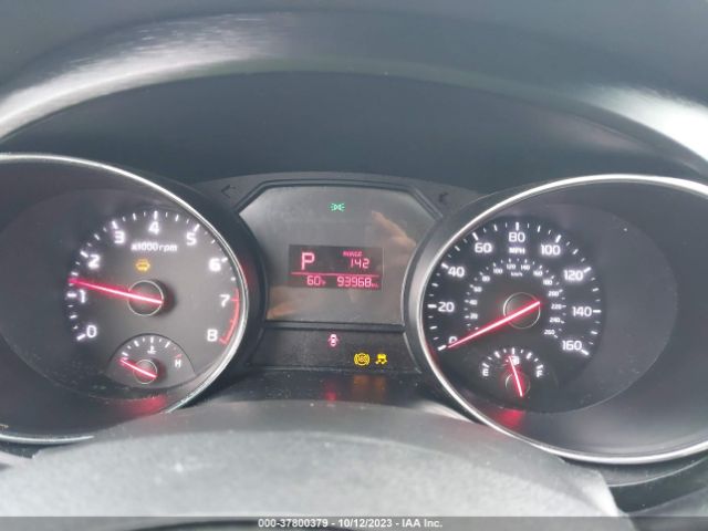KNDMB5C19G6179448 KIA SEDONA LX